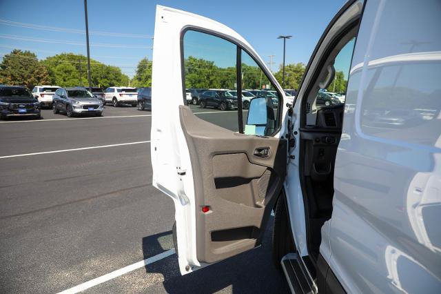Certified 2025 Ford Transit 250 Low Roof w/ Exterior Upgrade Package RWD image 25