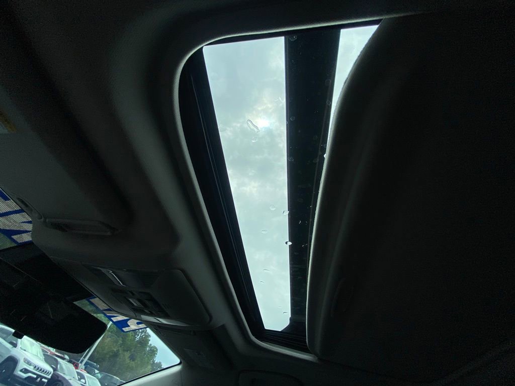 Used 2025 Toyota RAV4 XLE Premium FWD image 20