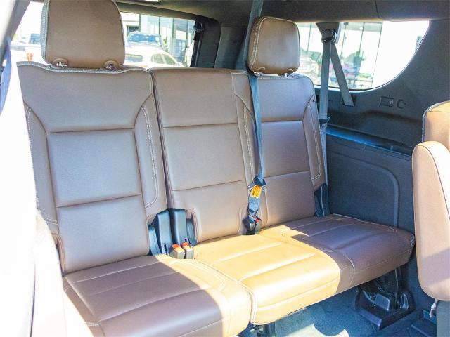 Used 2021 Chevrolet Suburban High Country image 24