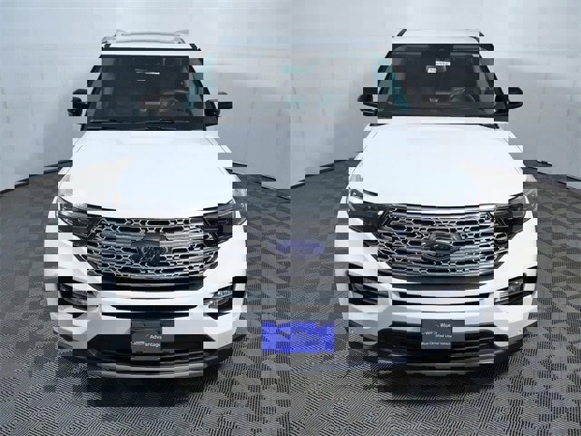 Certified 2023 Ford Explorer Limited w/ Limited Technology Package image 3