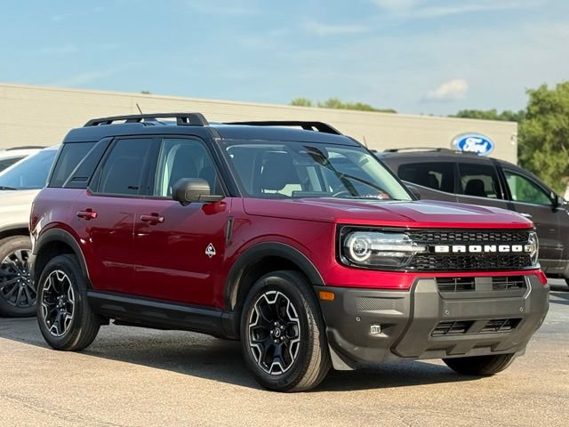 Certified 2025 Ford Bronco Sport Outer Banks w/ Outer Banks Tech Package+ AWD/4WD image 36