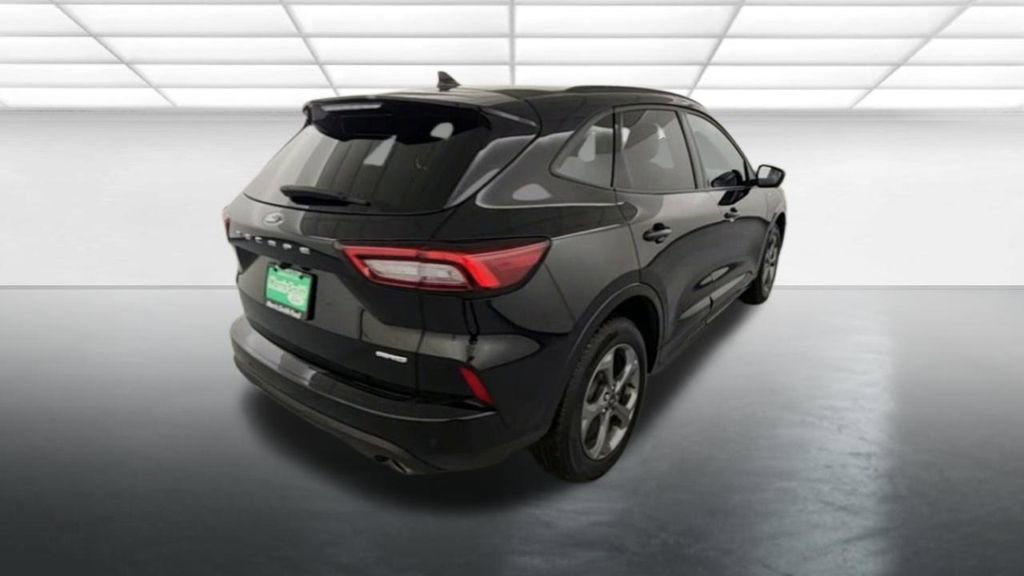 Certified 2024 Ford Escape ST-Line Select w/ Tech Pack #2 AWD/4WD image 7