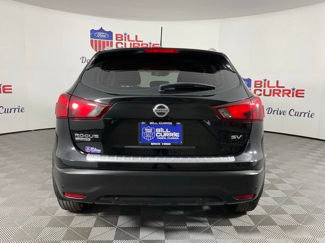 Used 2019 Nissan Rogue Sport SV w/ Technology Package image 3
