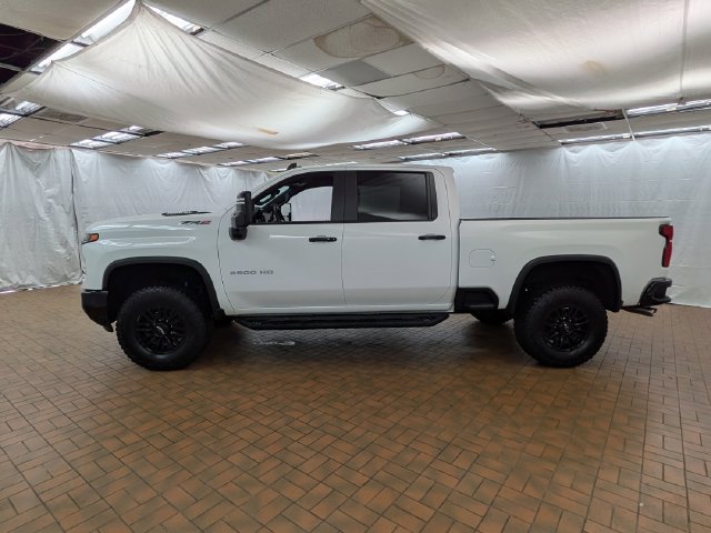 Used 2026 Chevrolet Silverado 2500 ZR2 AWD/4WD image 4