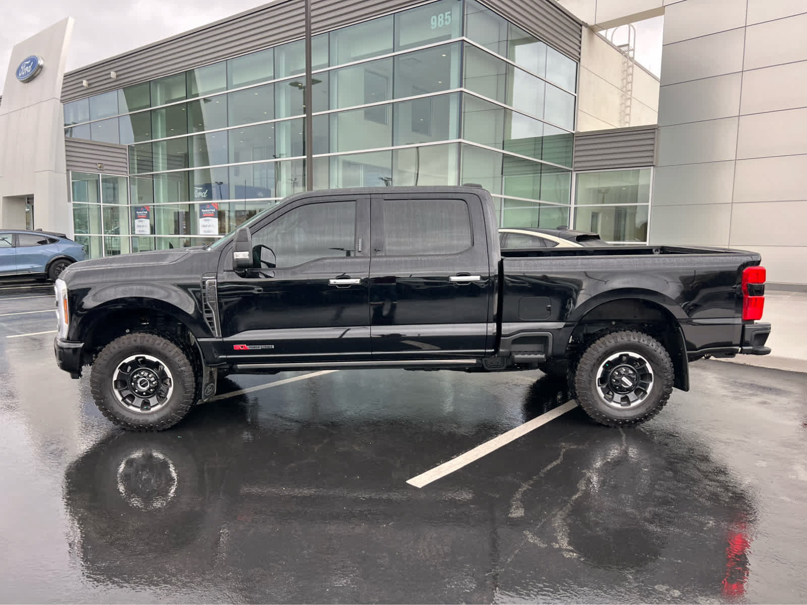 Certified 2026 Ford F350 Platinum w/ Platinum Plus Package AWD/4WD image 13
