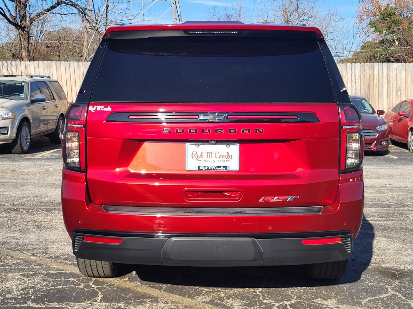 Used 2024 Chevrolet Suburban RST w/ Luxury Package image 4