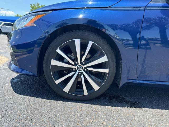 Used 2021 Nissan Altima 2.5 SR FWD image 9