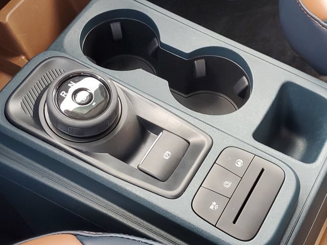 Certified 2023 Ford Maverick Lariat w/ Lariat Luxury Package FWD image 24