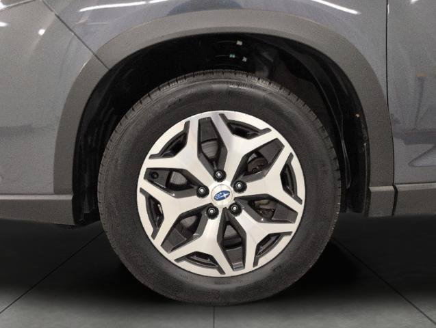 Used 2023 Subaru Forester Premium AWD/4WD image 4