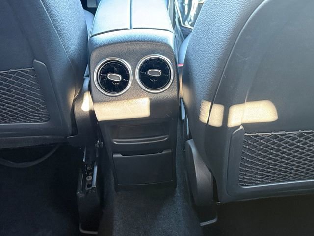 Used 2025 Mercedes-Benz GLA 250 image 9