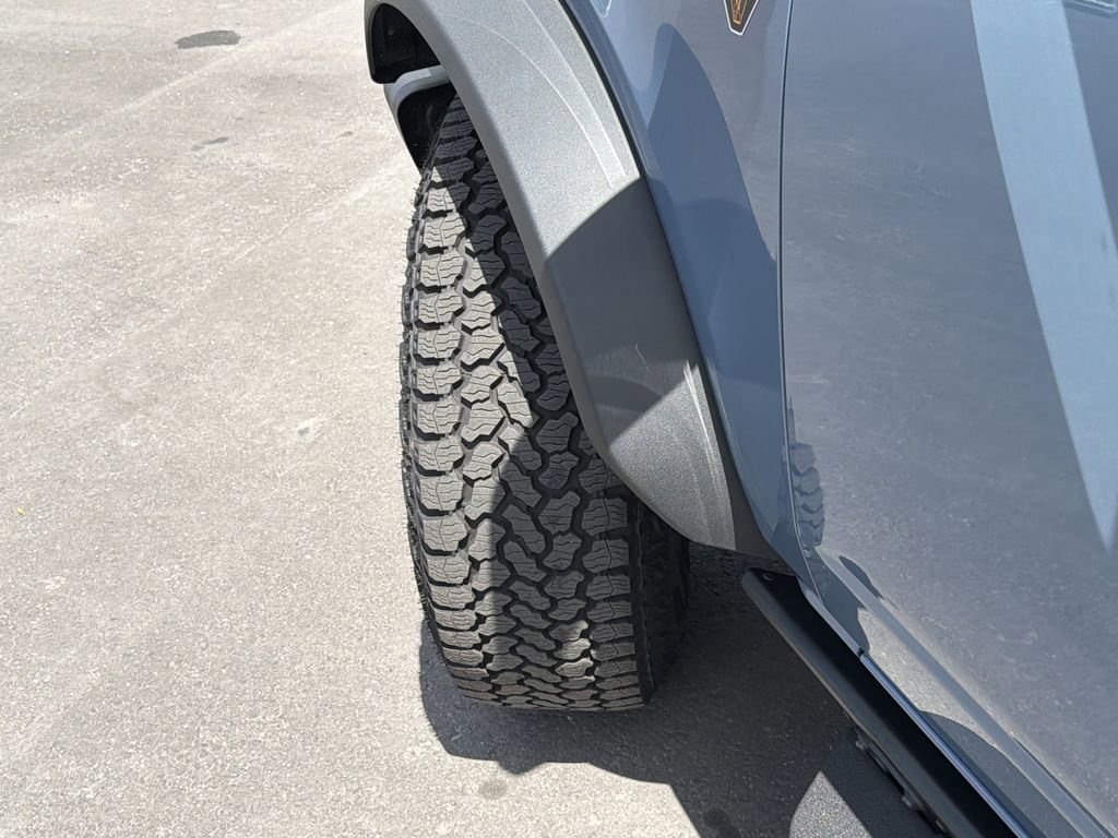 Certified 2025 Ford Bronco Badlands w/ Sasquatch Package image 31