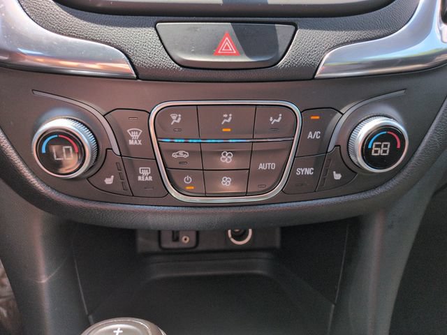Used 2018 Chevrolet Equinox LT AWD/4WD image 39