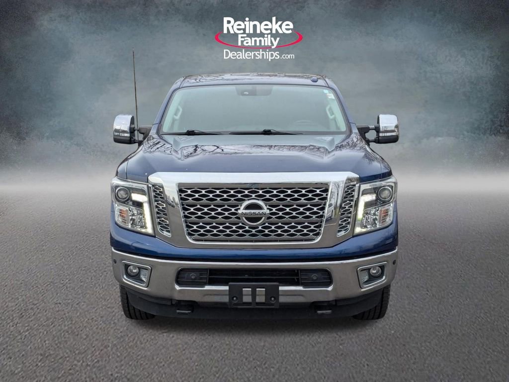 Used 2018 Nissan Titan SL w/ Chrome Package image 8