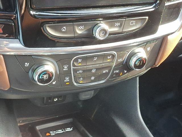 Used 2019 Chevrolet Traverse High Country image 16