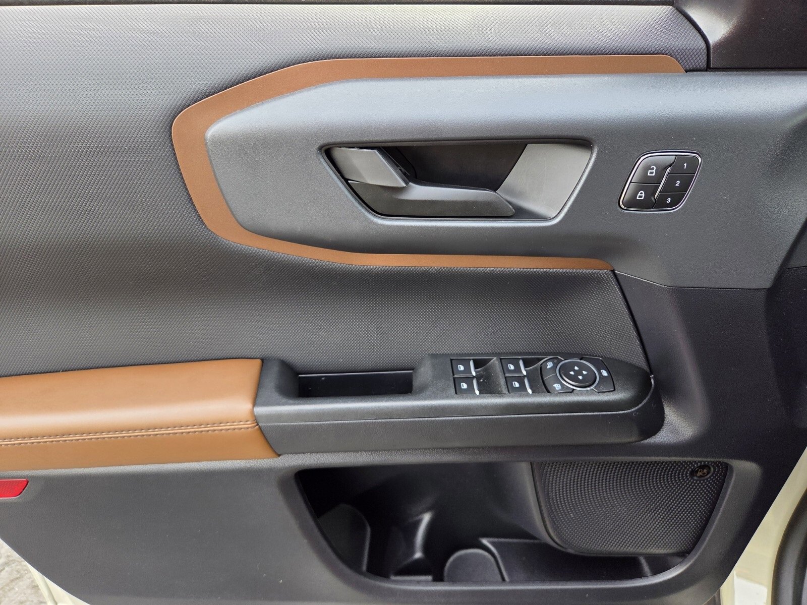 Certified 2024 Ford Bronco Sport Outer Banks w/ Tech Package image 13