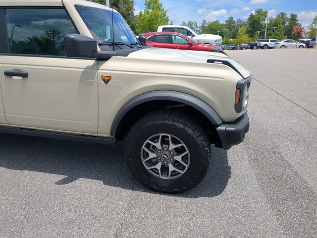 Certified 2025 Ford Bronco Badlands AWD/4WD image 11