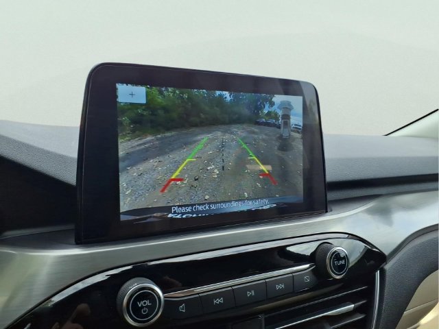 Certified 2022 Ford Escape Titanium FWD image 18