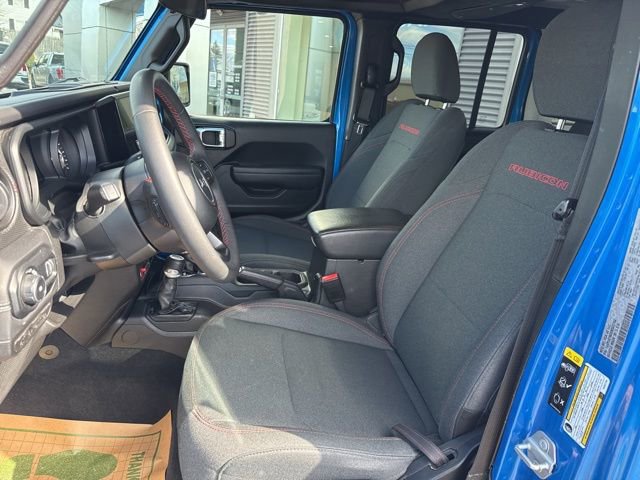 Used 2025 Jeep Wrangler Unlimited Rubicon AWD/4WD image 19