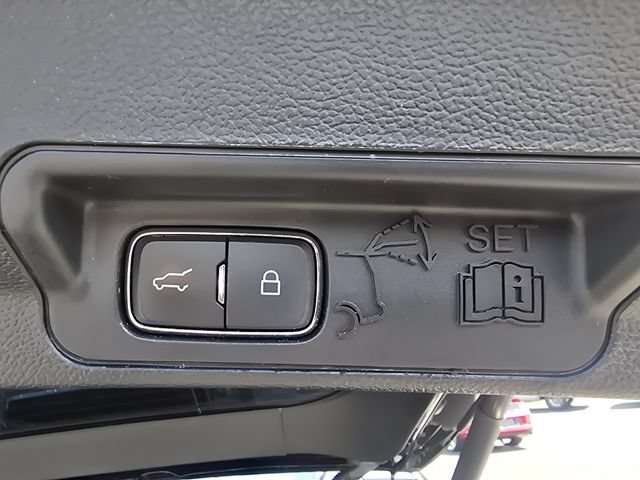 Certified 2020 Ford Explorer ST w/ ST Street Pack AWD/4WD image 19