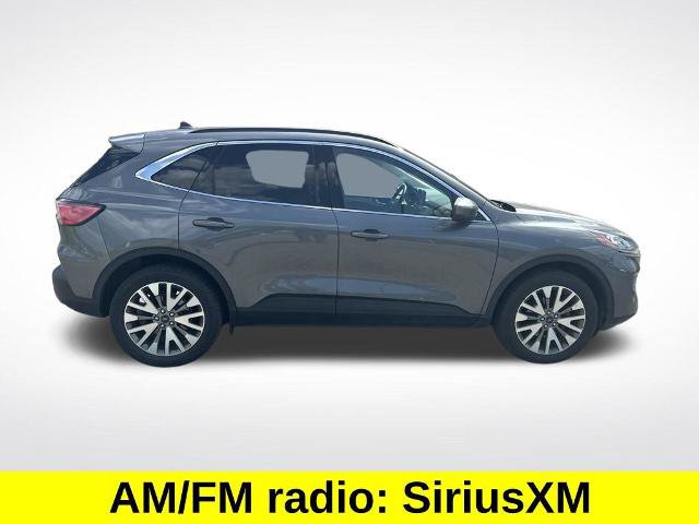 Certified 2022 Ford Escape Titanium AWD/4WD image 7
