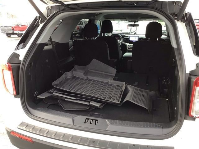 Certified 2023 Ford Explorer XLT w/ Class IV Trailer Tow Package image 23