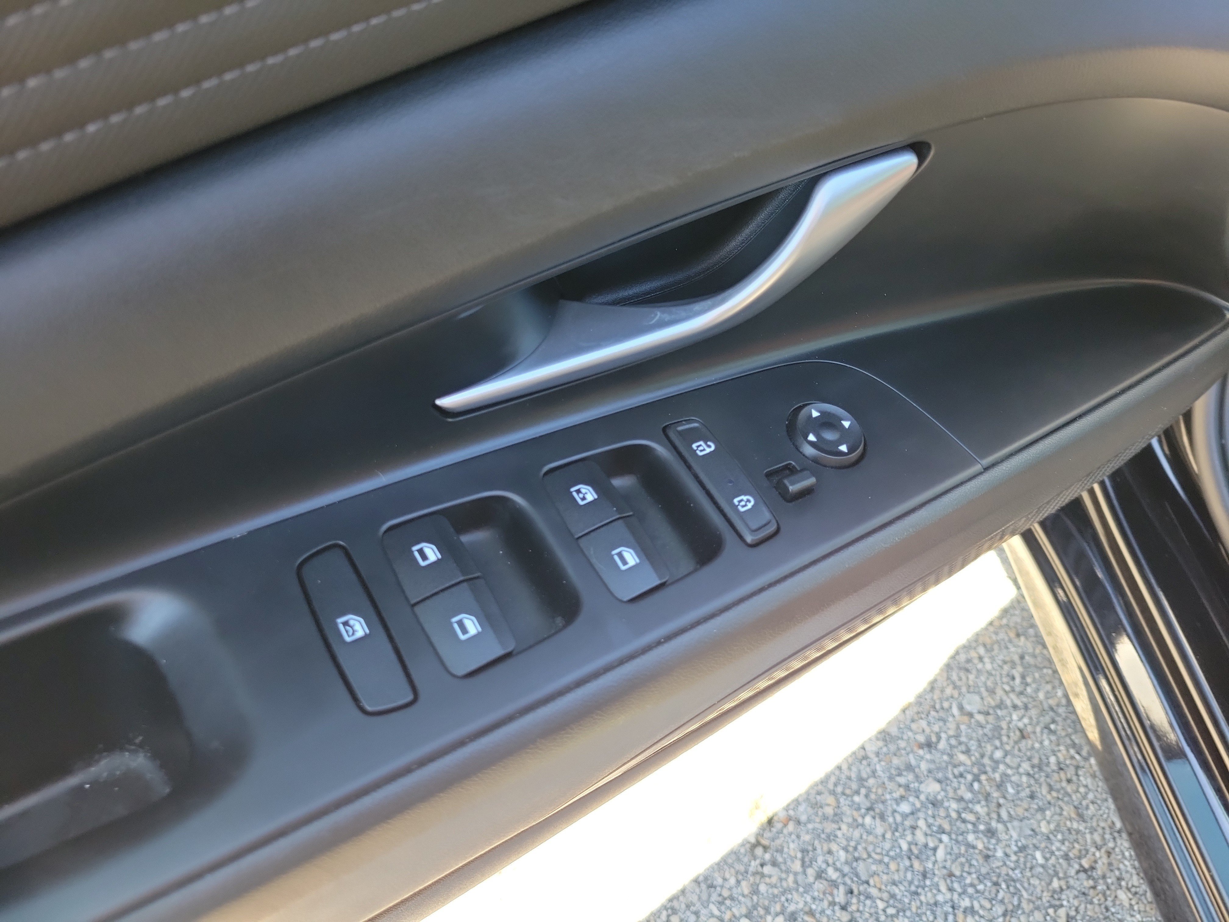 Used 2023 Hyundai Elantra SEL w/ Convenience Package FWD image 18