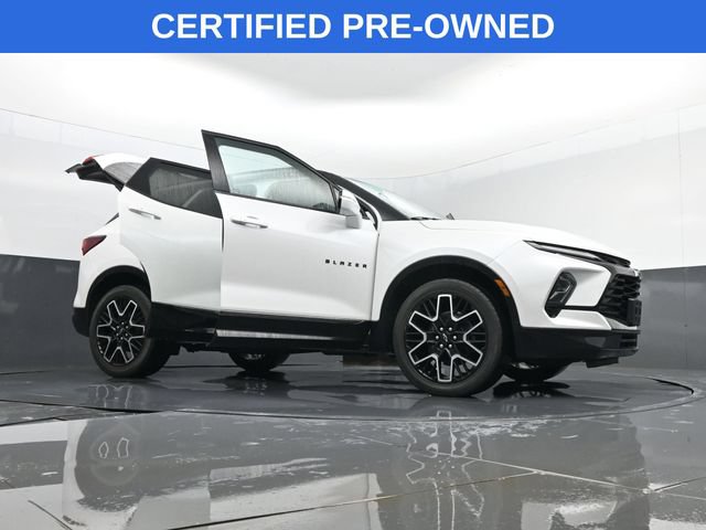 Used 2023 Chevrolet Blazer RS AWD/4WD image 34