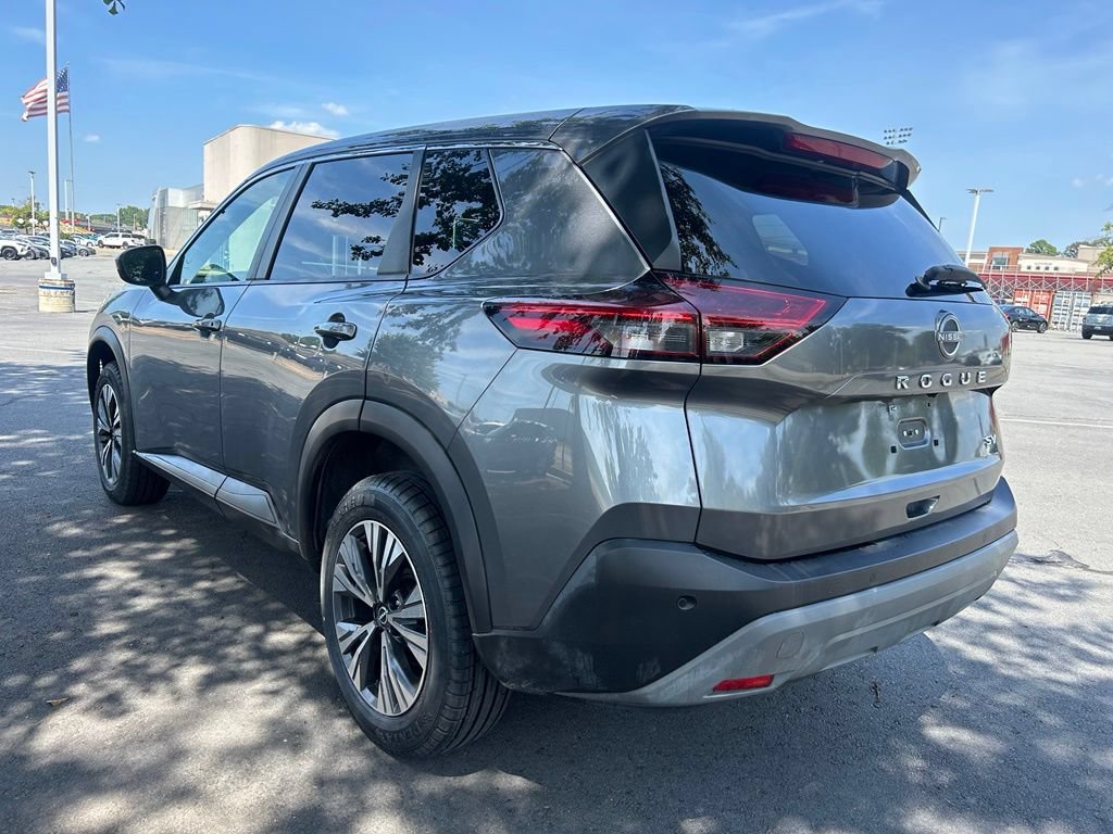 Used 2022 Nissan Rogue SV FWD image 5