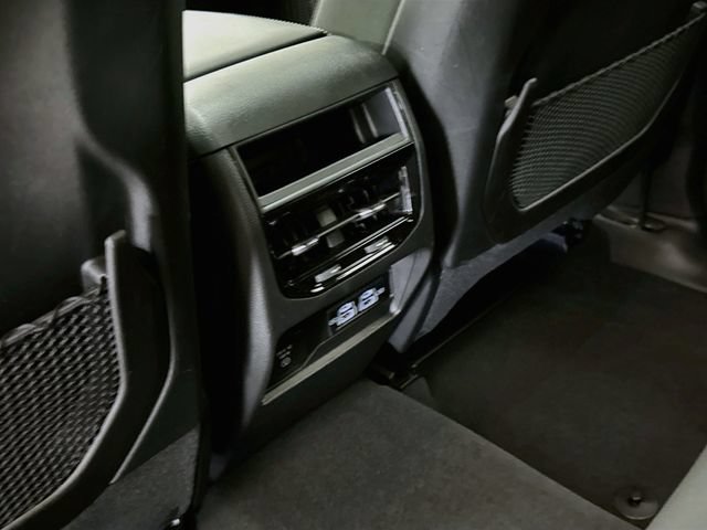 Used 2024 Jeep Grand Cherokee Laredo X w/ Luxury Tech Group I AWD/4WD image 25