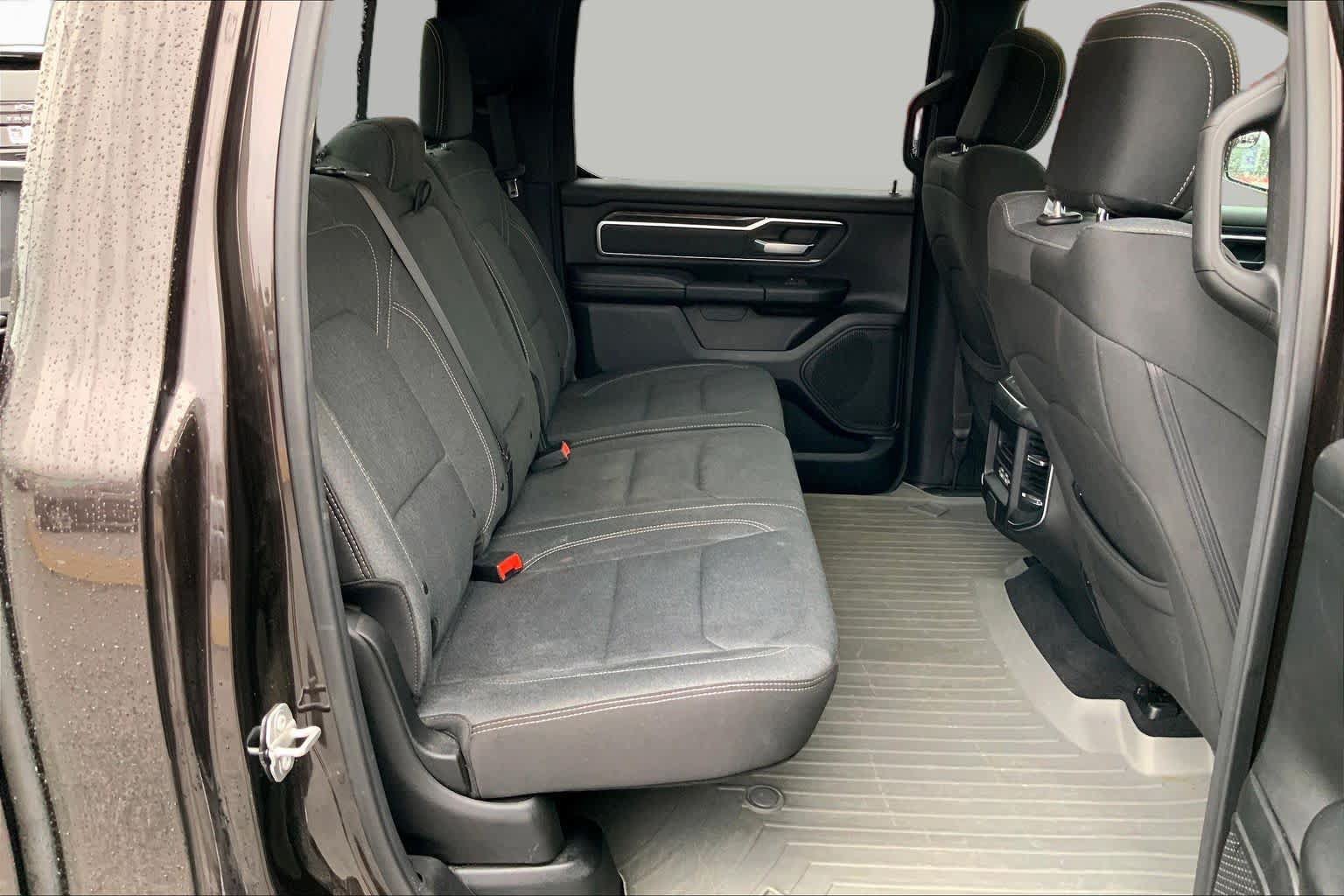 Used 2019 RAM 1500 Big Horn AWD/4WD image 18