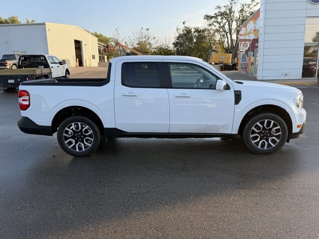 Certified 2022 Ford Maverick Lariat w/ Lariat Luxury Package FWD image 6