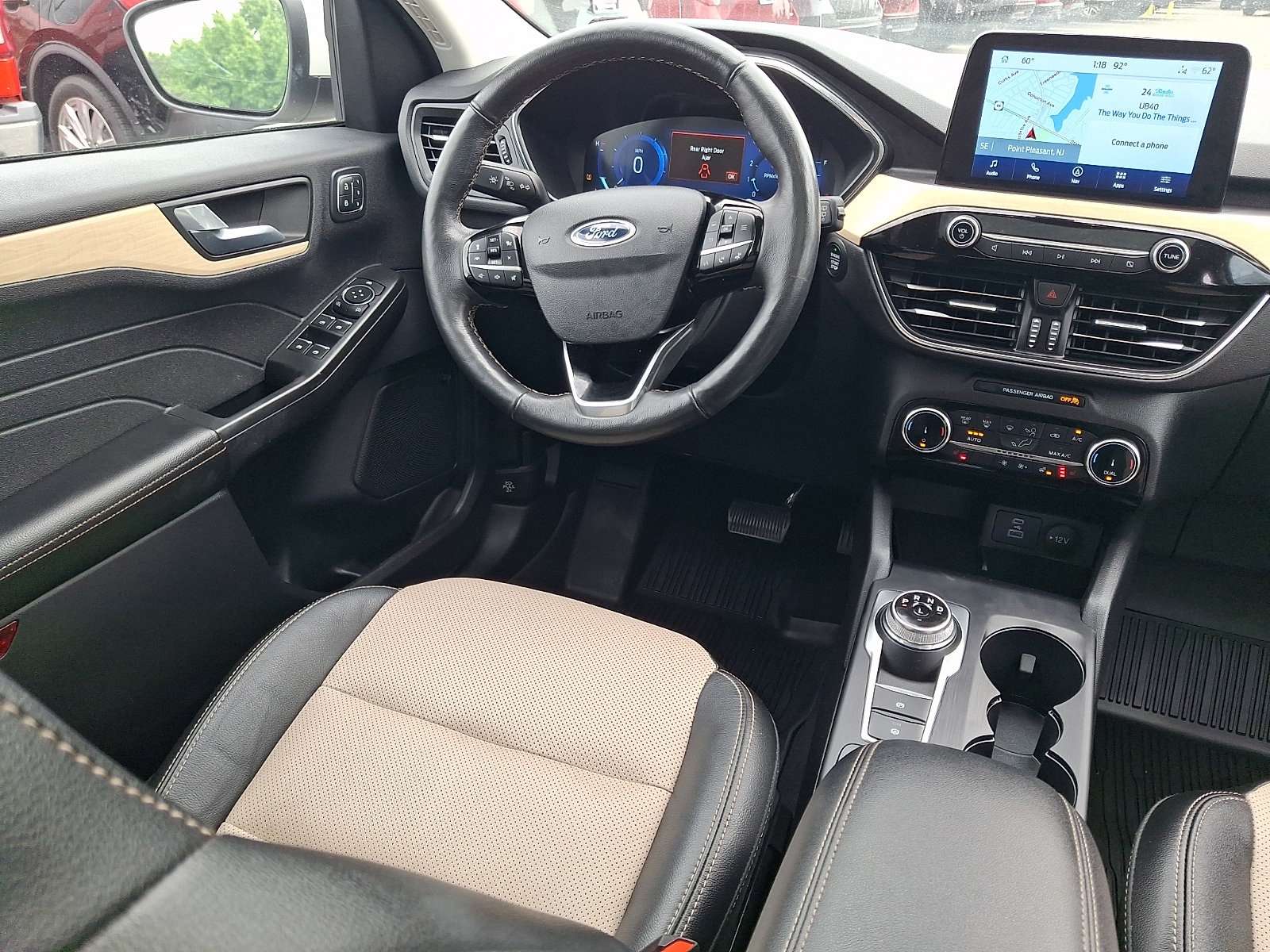 Certified 2022 Ford Escape Titanium w/ Titanium Elite Package AWD/4WD image 14