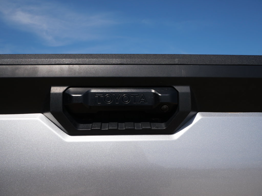 Used 2024 Toyota Tundra SR w/ SR Tow Package AWD/4WD image 9