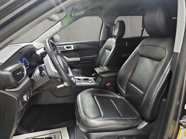 Certified 2020 Ford Explorer XLT w/ Equipment Group 202A AWD/4WD image 12