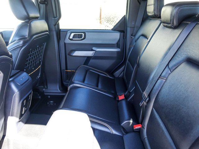 Certified 2023 Ford Bronco Badlands AWD/4WD image 15