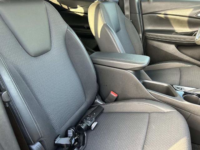 Used 2023 Buick Encore GX Select w/ Safety Package II FWD image 21