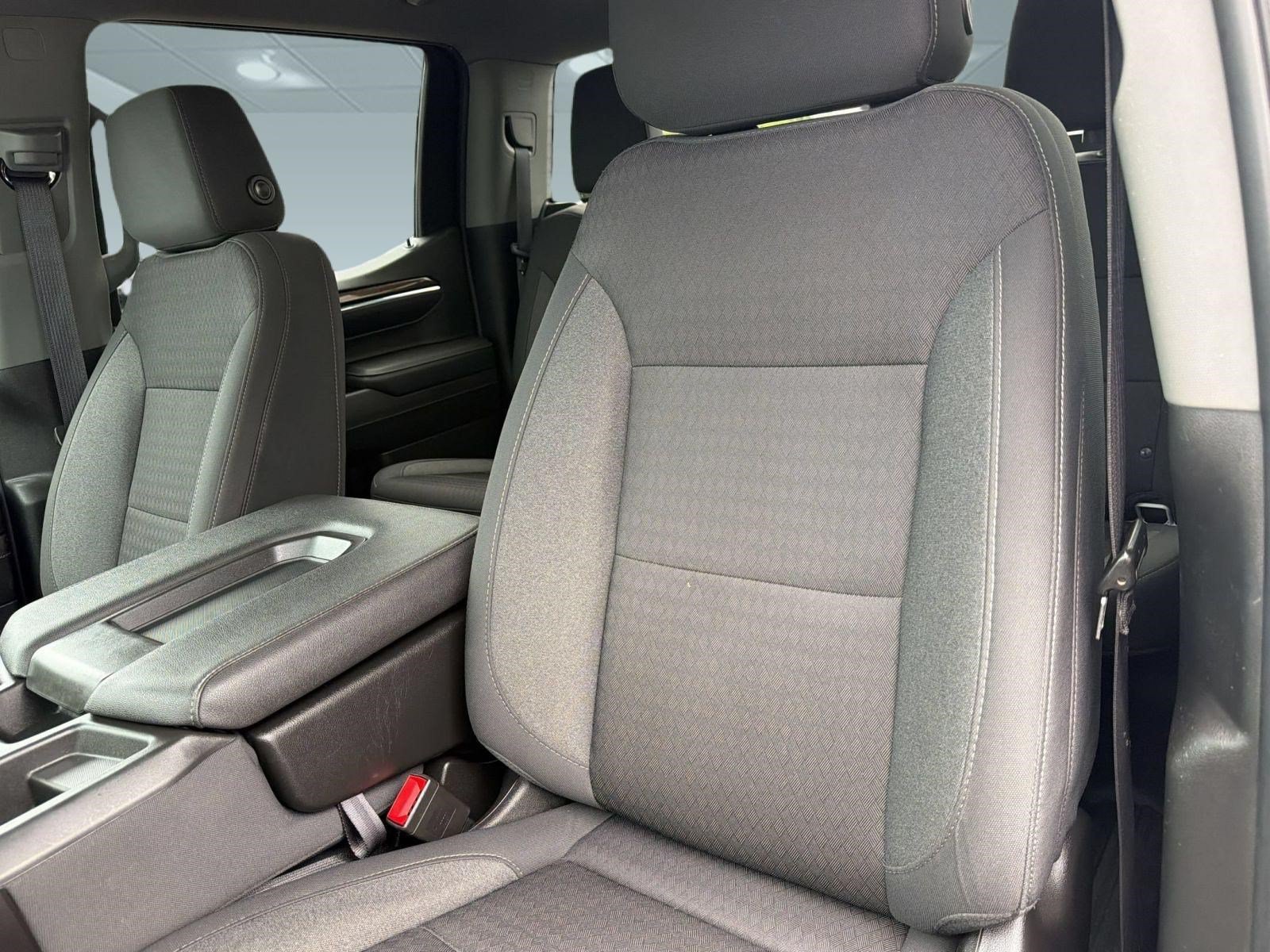 Used 2023 Chevrolet Silverado 1500 LT AWD/4WD image 24