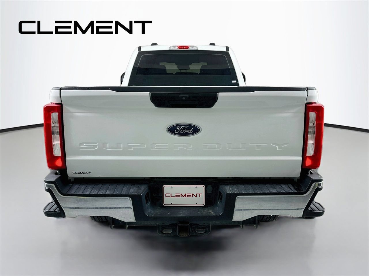 Certified 2024 Ford F250 XL w/ FX4 Off-Road Package AWD/4WD image 8