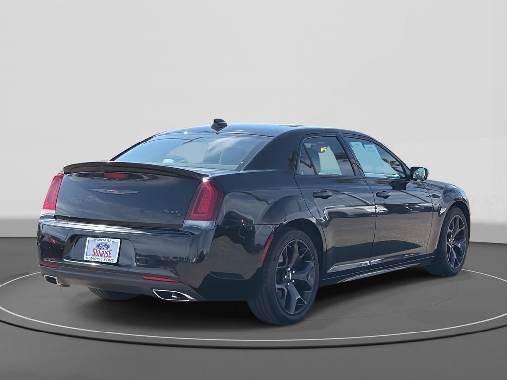 Used 2022 Chrysler 300 S image 5
