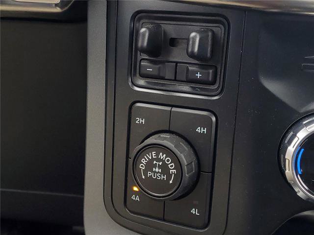 Certified 2022 Ford F150 Lariat w/ Equipment Group 502A High image 21