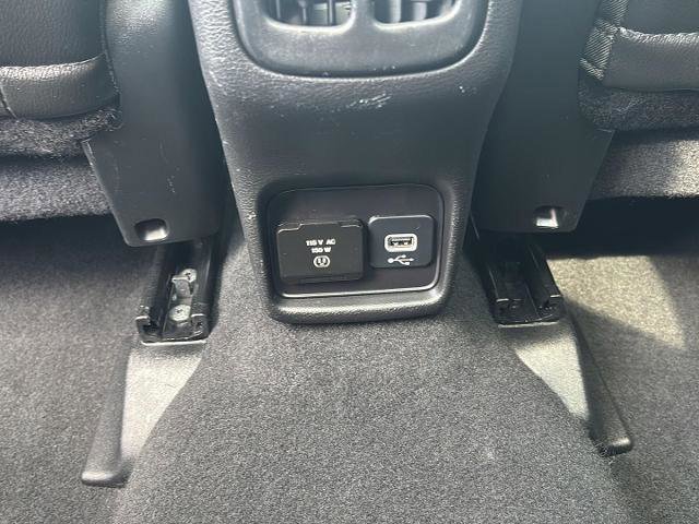 Used 2020 Jeep Compass Latitude image 30