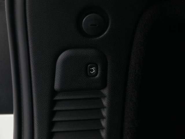Used 2023 Dodge Durango R/T AWD/4WD image 16