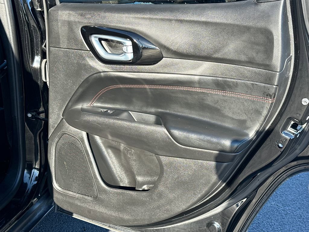 Used 2025 Jeep Compass Trailhawk w/ Trailhawk Elite Group image 16