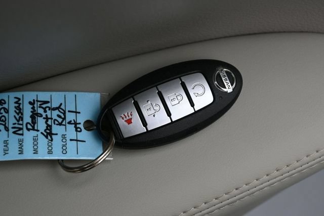 Used 2020 Nissan Rogue Sport SV w/ Technology Package FWD image 35