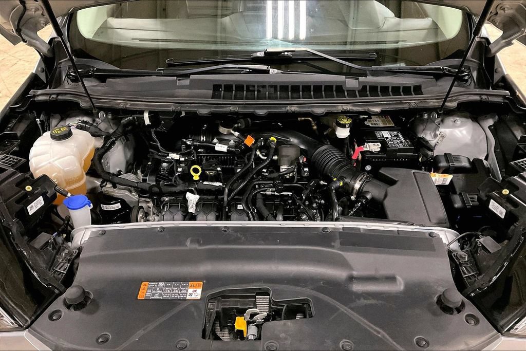Certified 2024 Ford Edge SEL AWD/4WD image 10