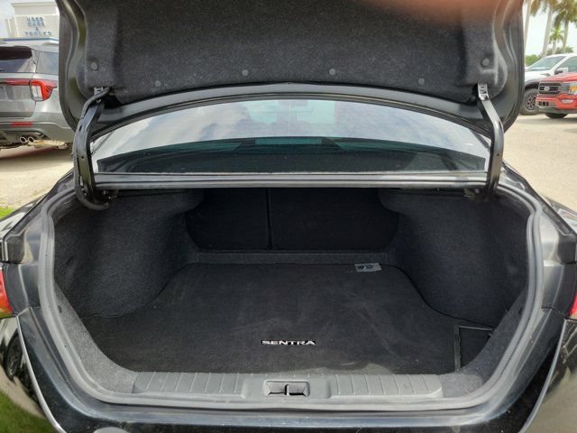 Used 2020 Nissan Sentra SV FWD image 22