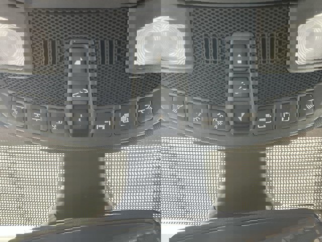 Certified 2022 Ford Edge ST-Line w/ Class II Trailer Tow Package image 32