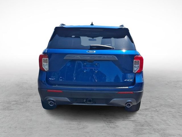 Certified 2023 Ford Explorer XLT w/ Equipment Group 202A AWD/4WD image 5