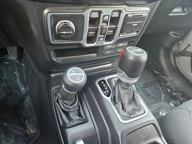 Used 2018 Jeep Wrangler Unlimited Sport S AWD/4WD image 12