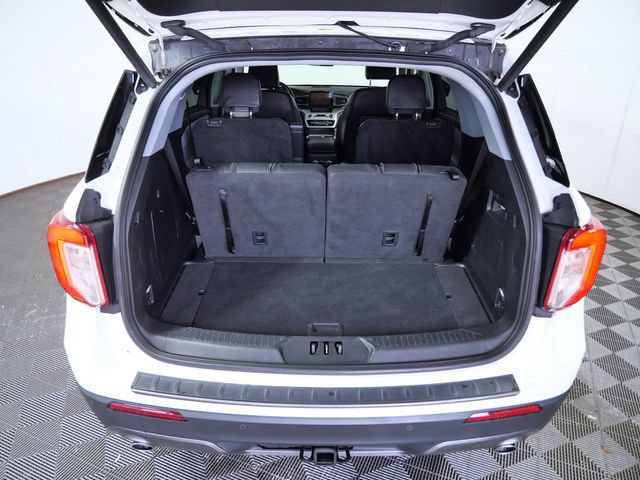 Certified 2023 Ford Explorer XLT w/ Equipment Group 202A AWD/4WD image 7
